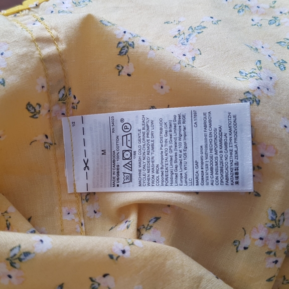 GAP Women's Yellow Floral Button Down Shirt Size M - Picture 7 of 16